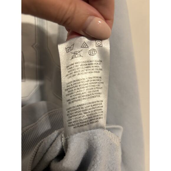 Taylor Swift Sweatshirt Small Gray 1989 Crew Neck Gray - Picture 6 of 9